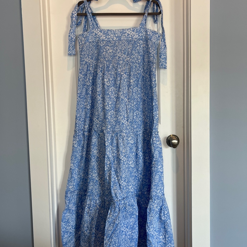 Ellemont Blue Floral Sleeveless Dress